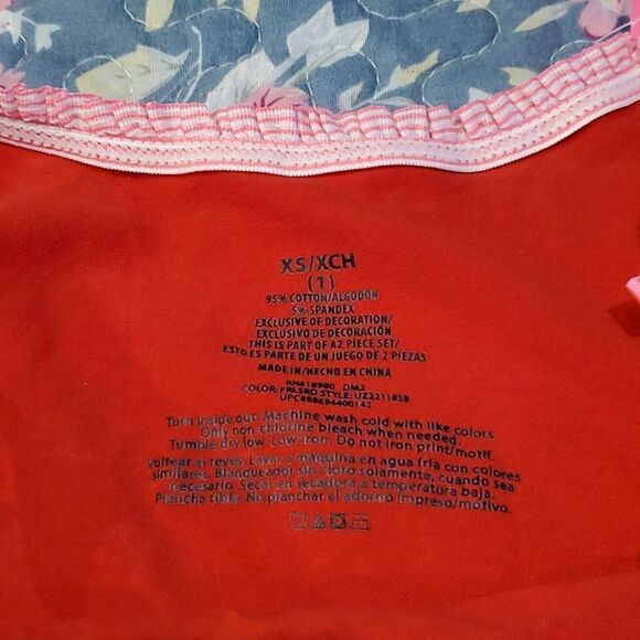 Lot/2 Tank Tops Red Love Peace Glitter Sz XS & Gray Shelf Bra Sz S 623 - Picture 6 of 6